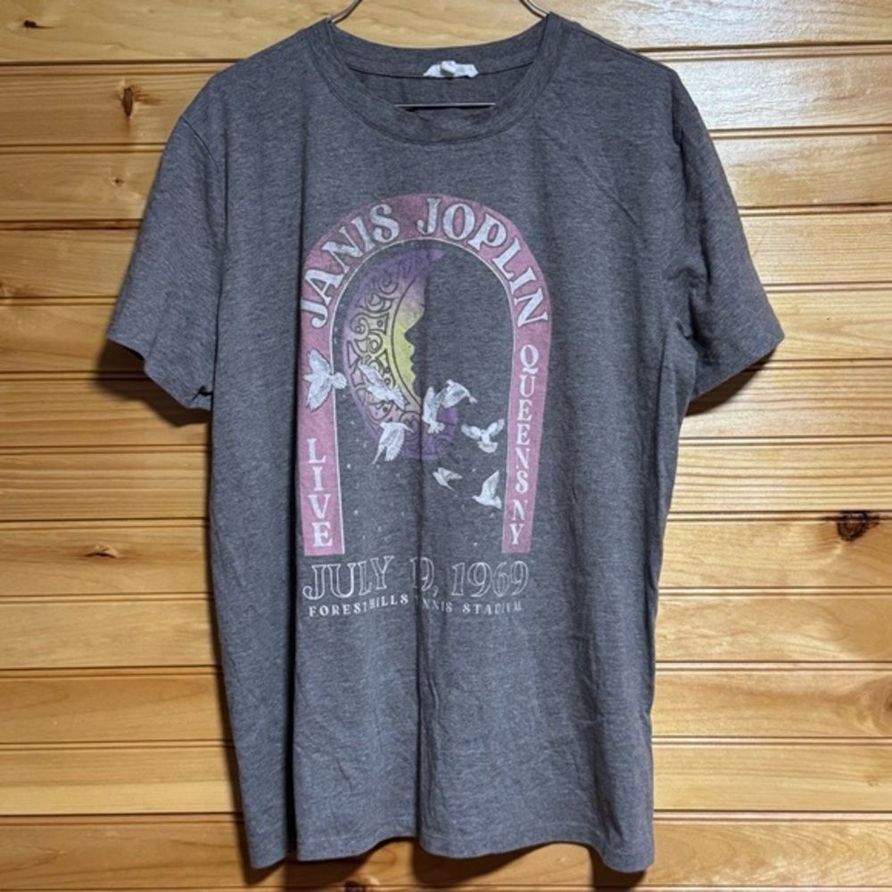 Janis Joplin Live Queens NY Gray Graphic T-Shirt Large